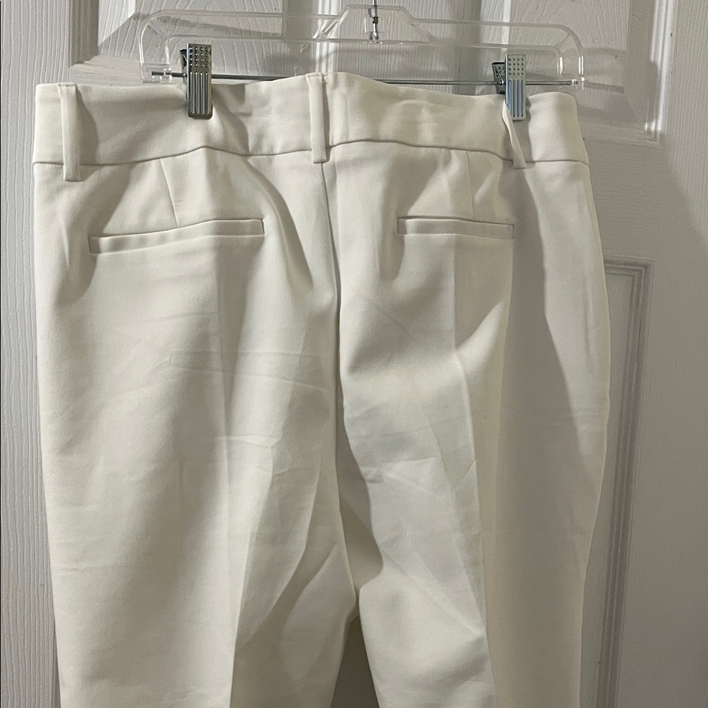 Roz & Ali Women's white Pants